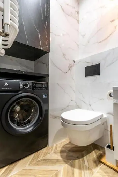 Urban Chic - Mennica Residence - One Bedroom Apartment -Citycenter&306 Warsaw Poland